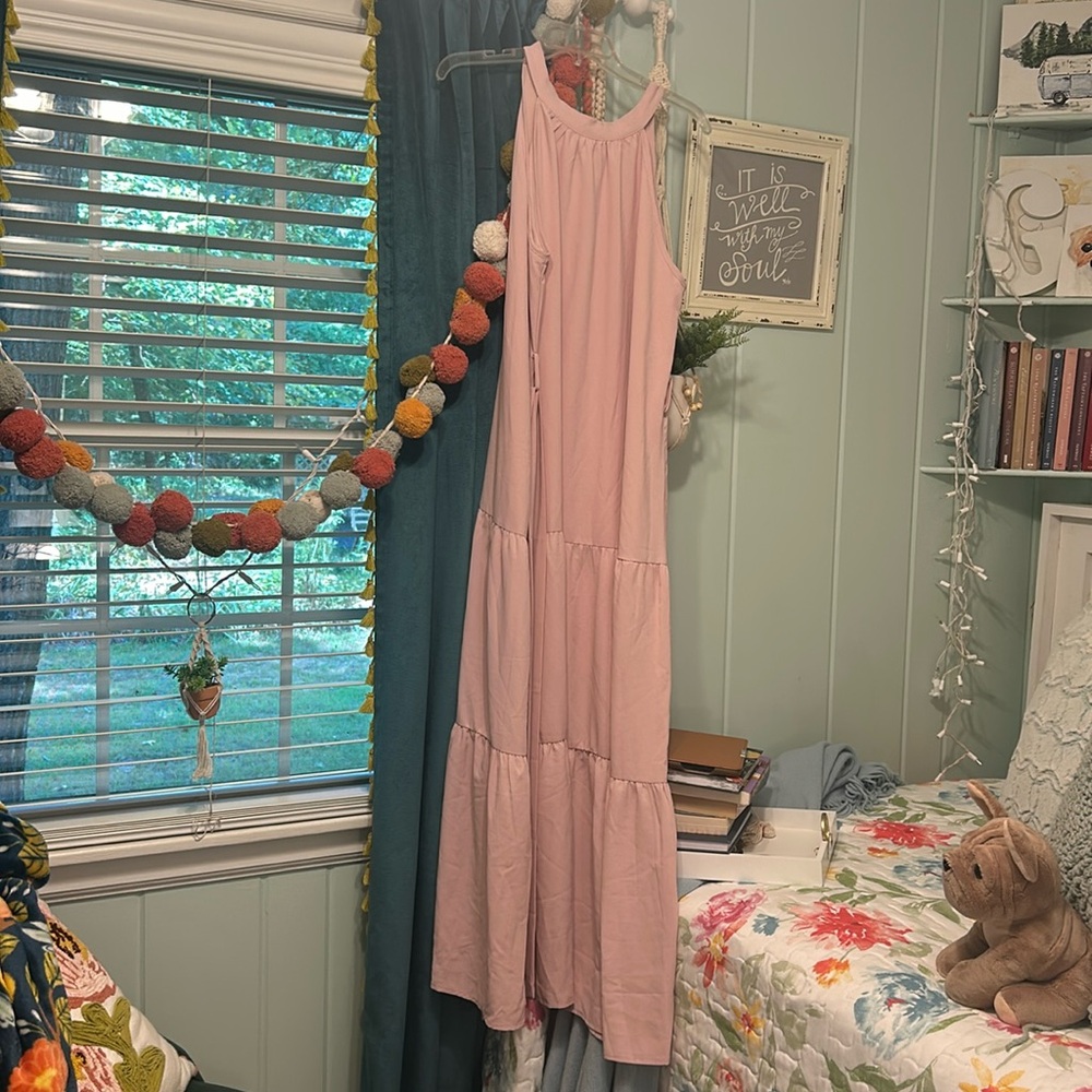 Size large pale pink dress
